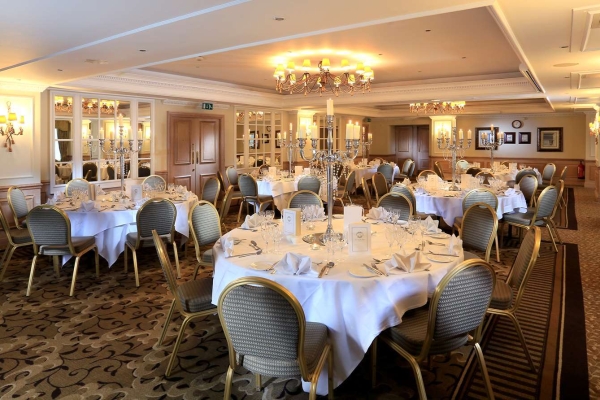 Hotel Macdonald Compleat Angler